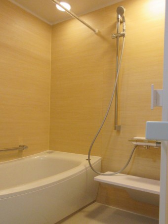 TOTOの水廻り設備で明るく使いやすい水廻りに TOTOの水廻り設備で明るく使いやすい水廻りに